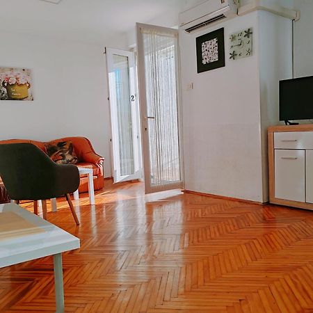 Apartmani Bojana Rovinj Bagian luar foto